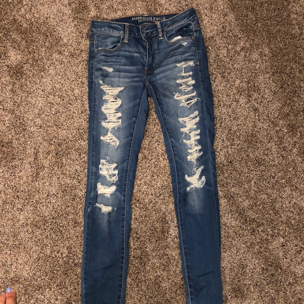 American eagle ripped jeans super super stretch